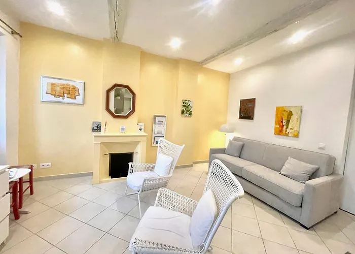 Mont Chevalier By Welcome To Daire Cannes